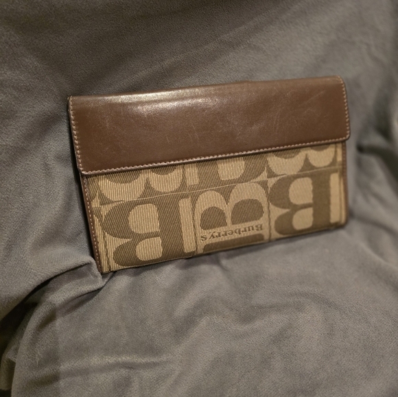 Burberry Brown Wallet - Picture 7 of 7